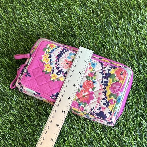 Vera Bradley Floral Quilted Zip Around Wallet Pink Multicolor w/ Wear - Picture 11 of 11